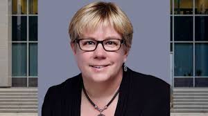 Power of paying it forward: Simple acts of kindness build community