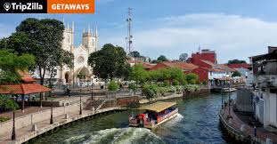 Here are some visuals of alleppy, known as venice of the east. Melaka 2 Day Itinerary