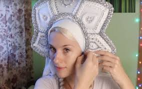 Как сделать кокошник на голову своими руками?