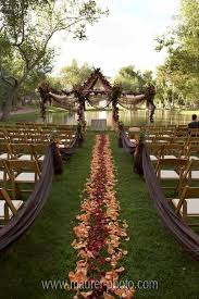 36 Amazing Fall Outdoor Wedding Ideas On A Budget Bitecloth Com Outdoor Fall Wedding Outside Wedding Outdoor Ceremony