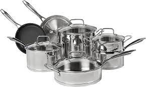 I just gave it four stars because it irritated me a little bit that the bottom inside started turning rainbow colors after the first use. Amazon Com Cuisinart 11 Piece Professional Stainless Cookware Set Kitchen Dining
