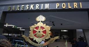 Ghufron mengatakan, nrh diamankan tim penindakan bersama pihak lain beserta barang bukti berupa uang. Qtmixaahzrsnom