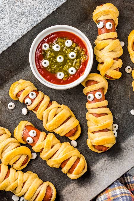 Mummy Hot Dogs