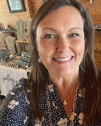 Heather Bickel's Instagram, Twitter & Facebook