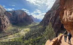 All-Inclusive Zion & Bryce Canyon Hiking & Yoga...