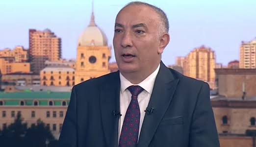 Zelenskinin Çörçillə müqayisə olunması ədalətli və realdır – TALEH ƏLİYEV | Azərbaycan Ümid Partiyası