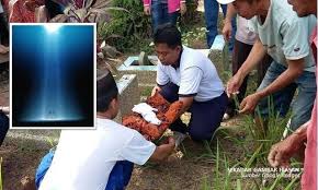 Pastikan bahwa harga sahamnya sudah terdiskon cukup jauh dari harga wajar aslinya, sehingga risiko yang ditanggung pun semakin kecil. Inilah Syafaat Anak Kecil Yg Meninggal Dunia Kepada Bapanya Di Akhirat Nanti Kartel Dakwah