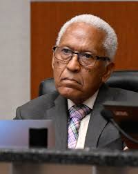 Murrieta Mayor Jonathan Ingram plans 2024 run for Riverside County  supervisor