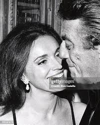 11 Photos & High Res Pictures