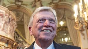 Volker bouffier (cdu) kann ministerpräsident von hessen bleiben. Hessen Afd Wirft Bouffier Hetze Vor Rhein Main