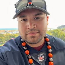 Opening rare sports cards in archives and a&g