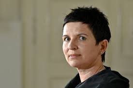 Warten auf die Supernova: „Beteigeuze“ von Barbara Zeman