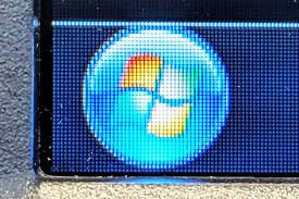 Bald waren anzeigen eine hauptsächliche einnahmequelle für zeitungen. Windows 7 Supportende Nutzer Bekommen Vollbild Warnmeldung Microsoft Derstandard De Web