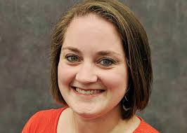 Starnes named 2018 Greenwood District 50 Teacher of the Year