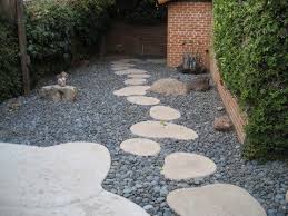 The Concrete Stepping Stone Project Concrete Stepping Stones Stone Landscaping Garden Stepping Stones