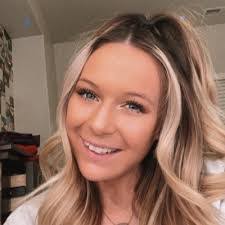 Kelsey Hatch's Instagram, Twitter & Facebook