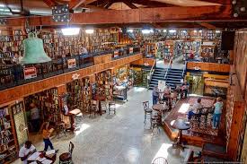 Social Media Management Dashboard Hootsuite Bookstore Bookshop Library Bookshelves