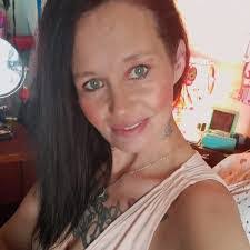 Tabatha Lamb's Instagram, Twitter & Facebook