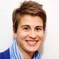 Tara Foreman's Instagram, Twitter & Facebook