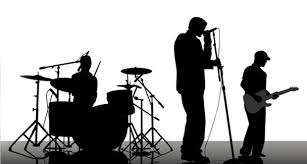 Definisi musik kontemporer lainnya yaitu memainkan musik tidak memakai alat musik asli, namun alunan musik yang dihasilkan cukup baik seperti memakai alat musik aslinya seperti memainkan musik dengan kaleng, pipa. Perkembangan Musik Barat Modern Arts Quizizz