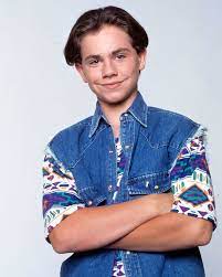 20 Of The Most Embarrassing 90s Beauty Trends Boy Hairstyles 90s Hairstyles Beauty Trends