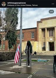 پورن استار آمریکایی در سفارت آمریکا در تهران + عکس | دیدبان ایران