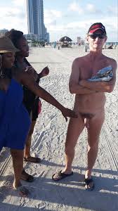 Nude coast flash with cumshot blast