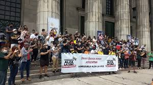 La consulta popular puede ser tanto nacional como departamental, municipal, distrital o local. Venezolanos Participan En La Consulta Popular Desde Argentina Monitoreamos