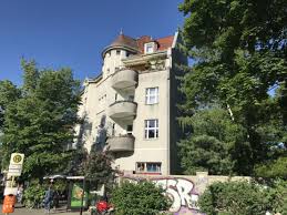 Wie sie in berlin an eine wohnung kommen, ohne bei immoscout und co. 3 Zimmer Wohnung Zu Vermieten Sudwestkorso 9 12161 Berlin Friedenau Schoneberg Mapio Net