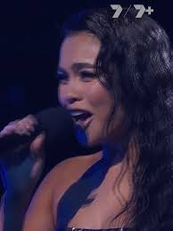 Musical sparks were flying with our very own Amy and Conrad Sewell's  rendition of "Firestone" #AustralianIdol