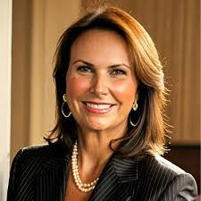 Ana Landis's Instagram, Twitter & Facebook