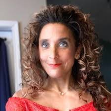 Amber Dingess's Instagram, Twitter & Facebook