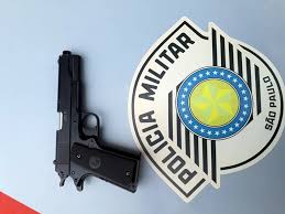 Por lucas seabra de campos. Pm Apreende Simulacro De Arma De Fogo Em Escola Estadual De Pindamonhangaba Portalr3 Criando Opinioes