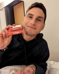 Rob Rolfe's Instagram, Twitter & Facebook