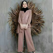 Penasaran bagaimana mendapatkan look yang tidak memberi kesan gemuk? Felagia Set Baju Setelan Atasan Bawahan Brokat Baju Kondangan Celana Brokat Shopee Indonesia