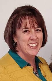 Anne Coe's Instagram, Twitter & Facebook