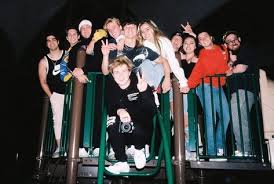 The Hype House La Address And Phone Number 2020 In 2020 House Address Hype Best Friend Photoshoot