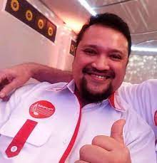 Nama baron terkenal sebagai salah satu pendiri dua grup musik asal bandung yaitu gigi dan /rif. T1voitqtkvvwim
