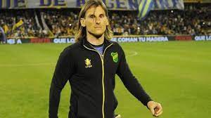 El astro tuvo un encontronazo con el ayudante en marzo e influyó en la decisión de sampaoli de sentar a fazio y lo celso. Sebastian Beccacece E Nome Mais Comentado Para Substituir Tiago Nunes No Athletico Gazeta Esportiva