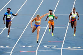 Zij won op magistrale wijze de 800 meter in een tijd van 1.55.54. Eerste Atletiekmedaille Sinds Ellen Van Langen Foto Destentor Nl