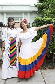 The traditional clothing of venezuela involves simple styles with elaborate decoration. Venezuela Traditional Clothing Photo Traditional Outfits Traditional Dresses Culture Clothing