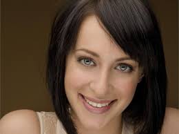 Här rusar tåget mot hennes död