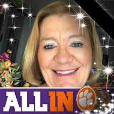 Deputy Peake and K9 Abram are out keeping the residents safe while awaiting  the arrival of 🎅. Unfortunately, there's some naughty people who will not  be getting their gifts this Christmas as