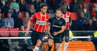 Mohamed ihattaren is a dutchman professional football player who best plays at the center attacking midfielder position for the psv in the eredivisie. I0tffbunfxxz6m