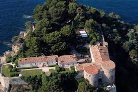 Fort de brégançon from mapcarta, the free map. Le Fort De Bregancon Aufildelapensee