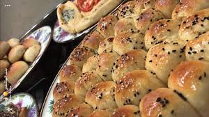 عجينة لكل انواع الفطائر بطريقة كويت فود بنت الهاشمي Youtube Middle Eastern Recipes Eastern Cuisine Food