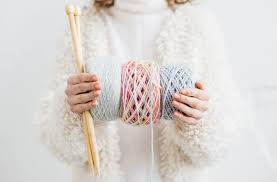 Solch kleine decke kann später als schmusetuch verwendet werden oder man erweitert sie, durch anstricken an zwei seiten oder. Babydecke Stricken Eine Einfache Anleitung Familienleben