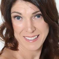 Charlene Moss's Instagram, Twitter & Facebook