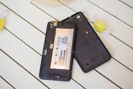 Here's the Huawei Ascend G620S, a cheap ...