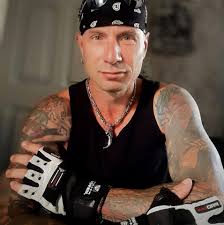 THIS WEEK IN ROCK: January 4, 1993 On this day 32 years ago POISON released  the song STAND, the first single from their forthcoming 4th studio album